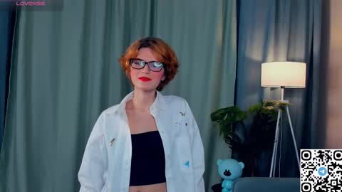 Snapshot of odettechurchwell chatting on 5, 12, 2025 Eli online show from 5, 12, 2025