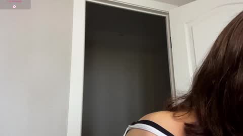 Snapshot of odettehatt chatting on 30, 4, 2026 Thea online show from 30, 4, 2026
