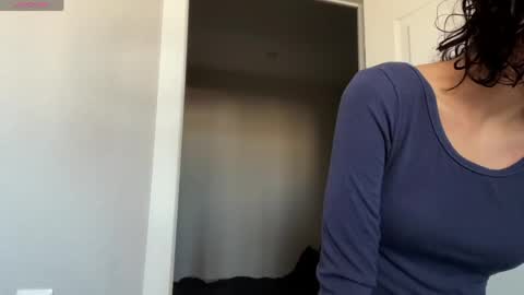 Snapshot of odettehatt chatting on 10, 5, 2026 Thea online show from 10, 5, 2026