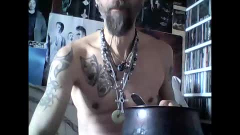 oedipe666cam online show from 24, 3, 2026