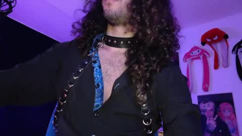 Snapshot of oezack__ chatting on 13, 2, 2025 Zack online show from 13, 2, 2025