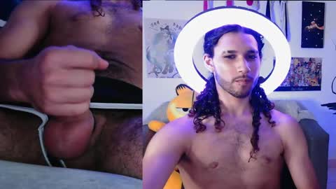 Snapshot of oezack__ chatting on 12, 3, 2025 Zack online show from 12, 3, 2025