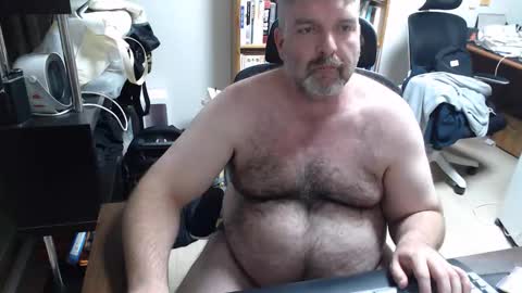 Snapshot of ogre57 chatting on 16, 11, 2025 Woman message me men do not make demands and dont ask for pm only ladies. online show from 16, 11, 2025