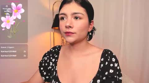  Holly  online show from 28, 11, 2025