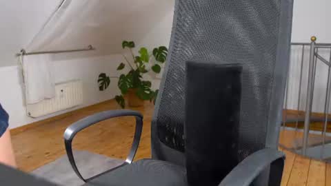Lola online show from 7, 8, 2026