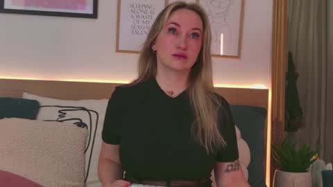 Snapshot of oh_kitty chatting on 13, 1, 2025 Kourtney online show from 13, 1, 2025