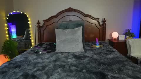 Snapshot of oh_lovely_girl chatting on 11, 2, 2025 Gray online show from 11, 2, 2025