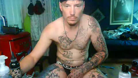 who dares  toss me some  tips lets have fun online show from 29, 4, 2026