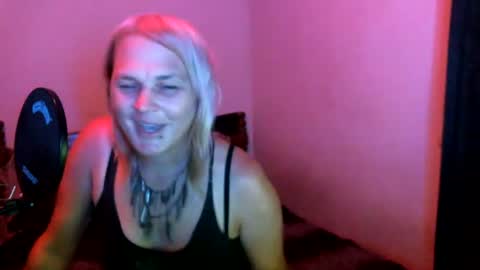 ohellesbells online show from 24, 6, 2026