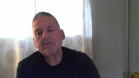 Snapshot of ohfukitsbob chatting on 26, 11, 2025 ohfukitsbob online show from 26, 11, 2025