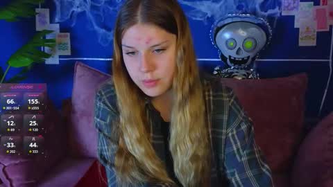 Snapshot of ohh_caitlyn chatting on 26, 10, 2025 Caitlyn or Catie online show from 26, 10, 2025