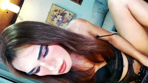 Snapshot of ohlalasamanthaxxx143 chatting on 14, 6, 2026 IM CHIE DONT FORGET TO FOLLOW ME MAKE ME SMILE HERE THUMB UP FOR 25TOK online show from 14, 6, 2026