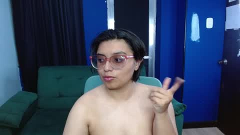 ohmysqueak online show from 14, 4, 2026