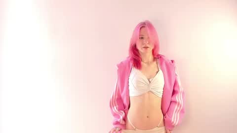 Emi and Ohpi online show from 18, 4, 2026