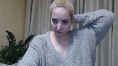 Mari online show from 1, 3, 2025