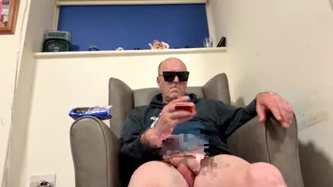 Snapshot of oiljames167 chatting on 14, 9, 2025 oiljames167 online show from 14, 9, 2025