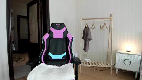 Snapshot of oksanafedorova chatting on 3, 3, 2025 Welcome to my fans page online show from 3, 3, 2025