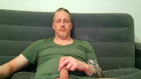 Snapshot of olavdelux chatting on 1, 7, 2026 olavdelux online show from 1, 7, 2026