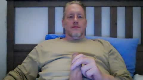 Snapshot of olavdelux chatting on 25, 7, 2026 olavdelux online show from 25, 7, 2026