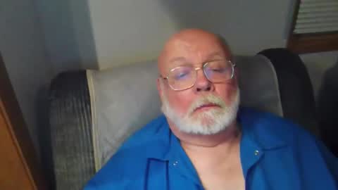 Snapshot of old_guy111 chatting on 26, 11, 2025 old_guy111 online show from 26, 11, 2025