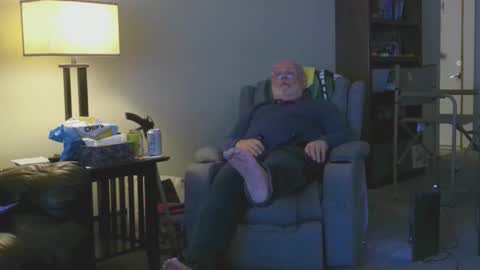 Snapshot of old_guy111 chatting on 9, 1, 2026 old_guy111 online show from 9, 1, 2026