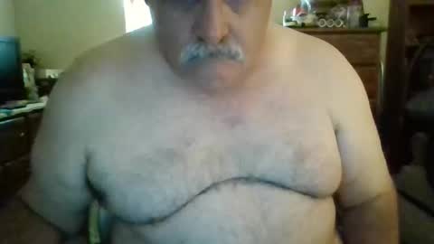 Snapshot of oldcockforyngladies chatting on 31, 5, 2026 oldcockforyngladies online show from 31, 5, 2026