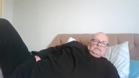 Snapshot of oldfkr69 chatting on 24, 2, 2026 oldfkr69 online show from 24, 2, 2026