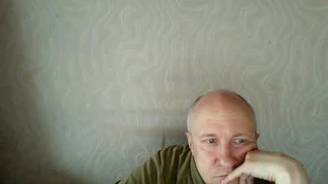 Snapshot of oleg365 chatting on 21, 4, 2026 figaro online show from 21, 4, 2026