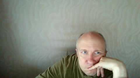 Snapshot of oleg365 chatting on 27, 4, 2026 figaro online show from 27, 4, 2026