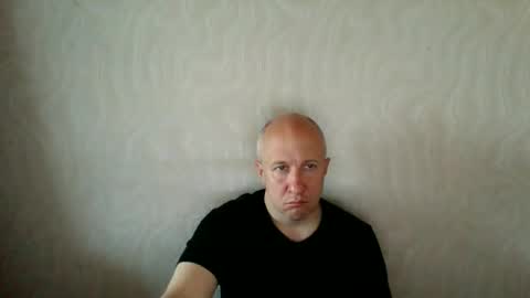 Snapshot of oleg365 chatting on 19, 5, 2026 figaro online show from 19, 5, 2026