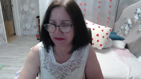 Snapshot of olgahottie chatting on 17, 5, 2026 OlgaHottie online show from 17, 5, 2026