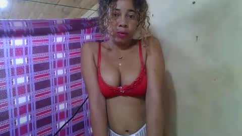 Snapshot of olinaa chatting on 24, 4, 2026 olinaa online show from 24, 4, 2026