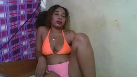 Snapshot of olinaa chatting on 30, 4, 2026 olinaa online show from 30, 4, 2026