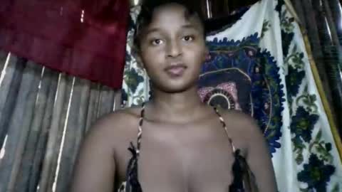 Snapshot of olinah610 chatting on 30, 3, 2026 olinah610 online show from 30, 3, 2026