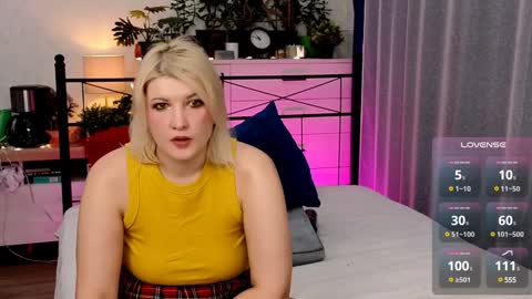 OliSunny Olivia online show from 14, 1, 2025