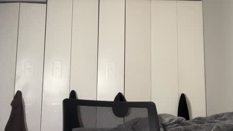 Snapshot of oliver_beck chatting on 11, 12, 2024 Oliver Beck online show from 11, 12, 2024