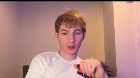 Snapshot of oliver_beck chatting on 30, 12, 2024 Oliver Beck online show from 30, 12, 2024