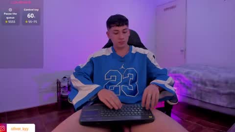 oliveeer online show from 3, 5, 2026