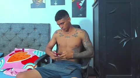 oliver_smith_2 online show from 28, 2, 2026