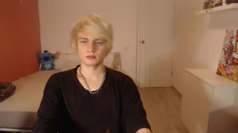 Oliver online show from 7, 11, 2025