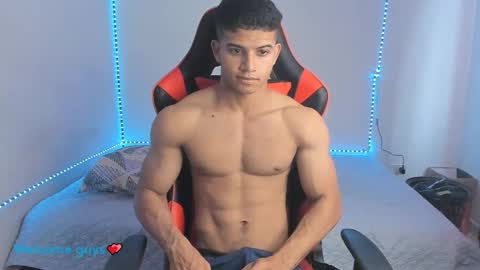 Snapshot of oliver_thompsson chatting on 17, 12, 2024 oliver thompsson online show from 17, 12, 2024