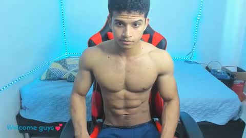 Snapshot of oliver_thompsson chatting on 18, 1, 2025 oliver thompsson online show from 18, 1, 2025