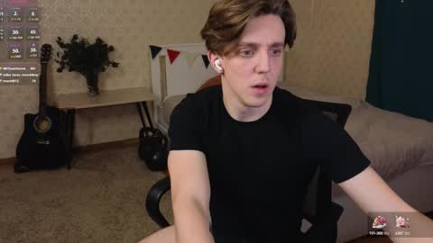 Snapshot of oliver_travis chatting on 27, 1, 2025 Oliver Evans online show from 27, 1, 2025