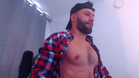 Snapshot of oliverdrew1 chatting on 17, 1, 2025 oliver online show from 17, 1, 2025