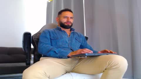 oliver online show from 21, 11, 2025