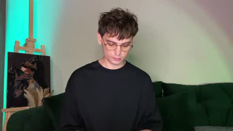 Snapshot of oliverlawrence chatting on 1, 7, 2026 oliverlawrence online show from 1, 7, 2026