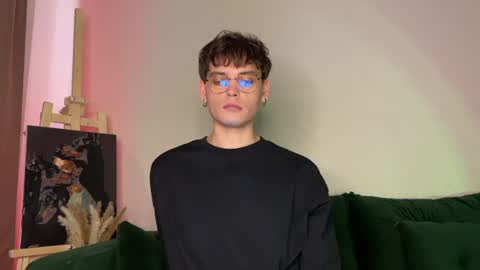 Snapshot of oliverlawrence chatting on 5, 7, 2026 oliverlawrence online show from 5, 7, 2026