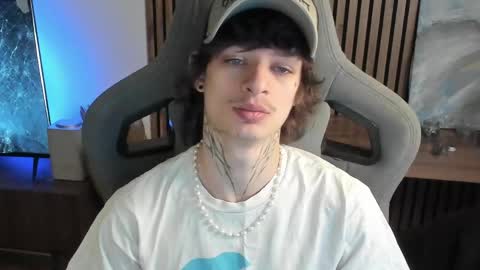 oliverrgroove online show from 25, 4, 2026