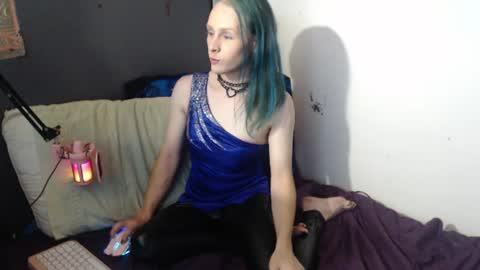 Snapshot of olivia661 chatting on 2, 7, 2026 StonerBratOlivia online show from 2, 7, 2026