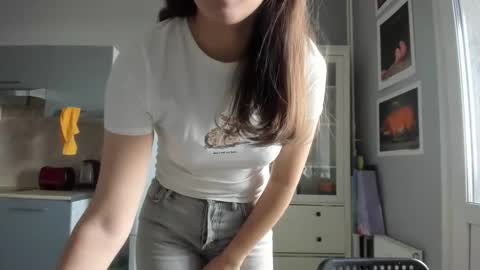 Snapshot of olivia__dream chatting on 9, 5, 2026 olivia__dream online show from 9, 5, 2026